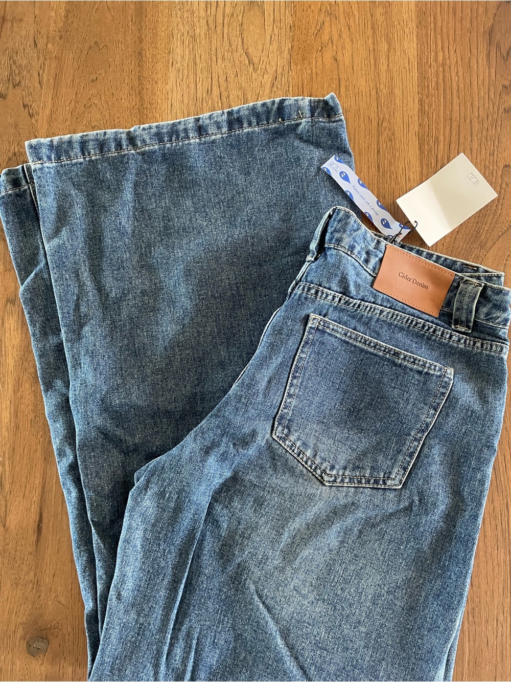 Women’s Blue Wide-Leg Jeans